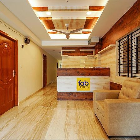 Fabhotel Shakthi Suites - Nr Jayadeva Hospital 班加罗尔 外观 照片