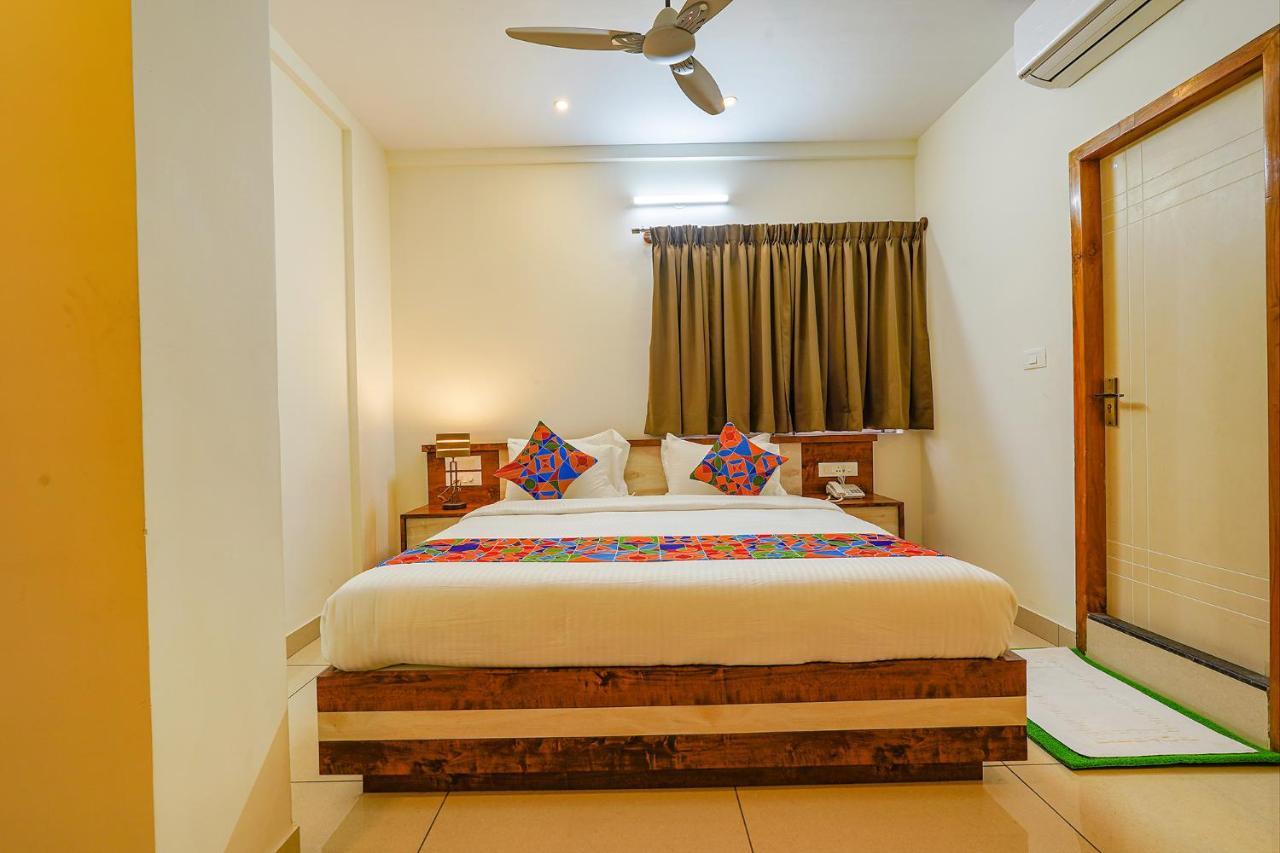 Fabhotel Shakthi Suites - Nr Jayadeva Hospital 班加罗尔 外观 照片