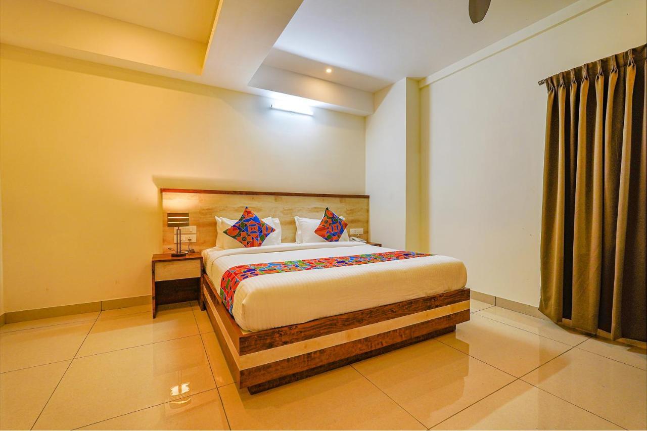 Fabhotel Shakthi Suites - Nr Jayadeva Hospital 班加罗尔 外观 照片